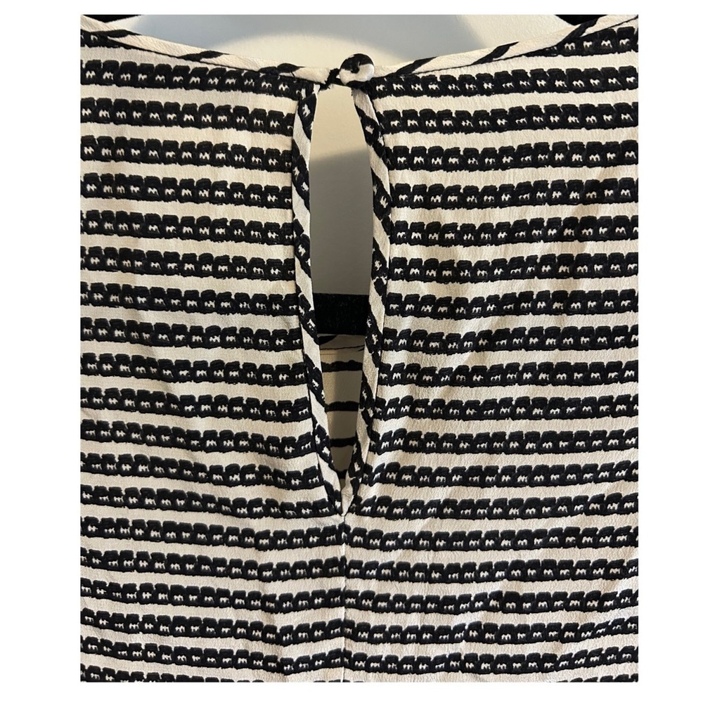 BCBGMAXAZRIA 100% Silk $378 Caterina Split Back Top Sz XS Striped High Low - Picture 10 of 16